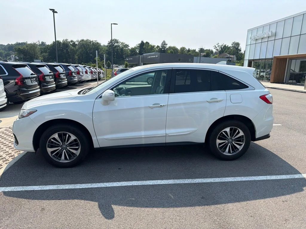 Used 2016 White Diamond Pearl Acura Base image 16