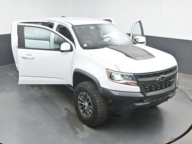 Used 2018 White Chevrolet ZR2 image 47