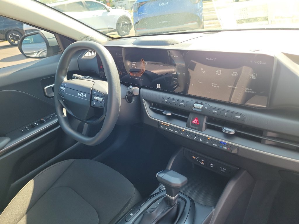 New 2026 Morning Haze Kia LXS image 8