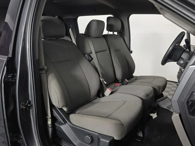 Used 2017 Magnetic Ford XLT image 23