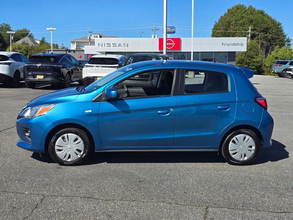 Used 2024 Red Mitsubishi ES image 21