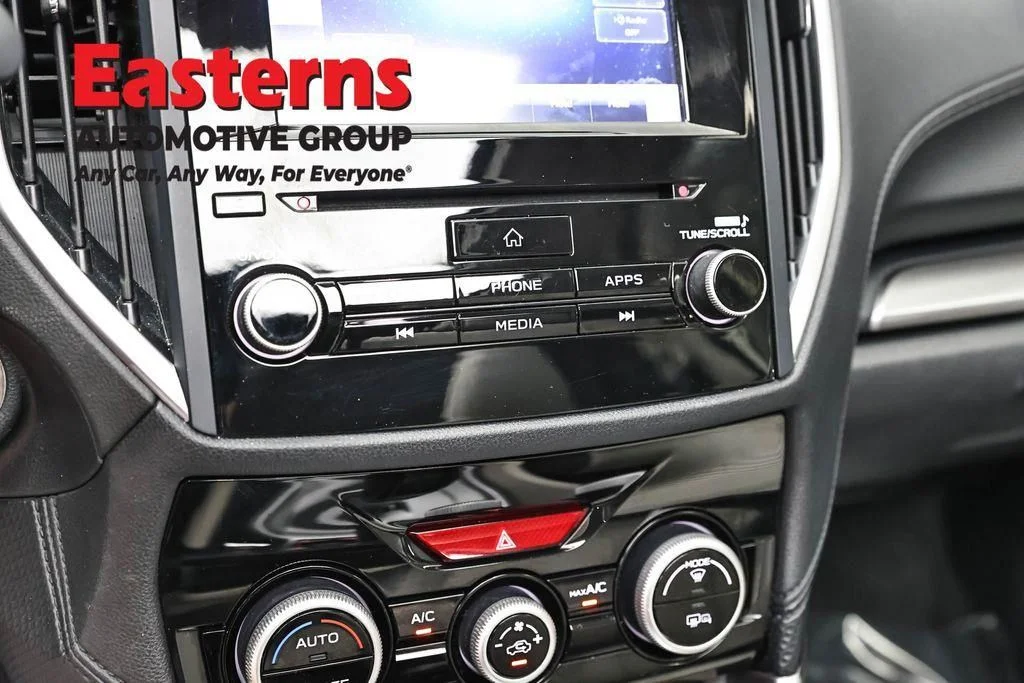 Used 2022 White Subaru Premium image 23