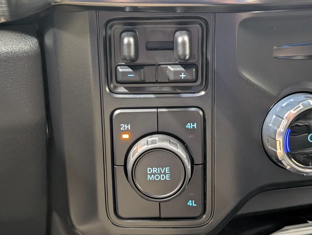 New 2026 Carbonized Gray Metallic Ford F-350® Lariat® image 8
