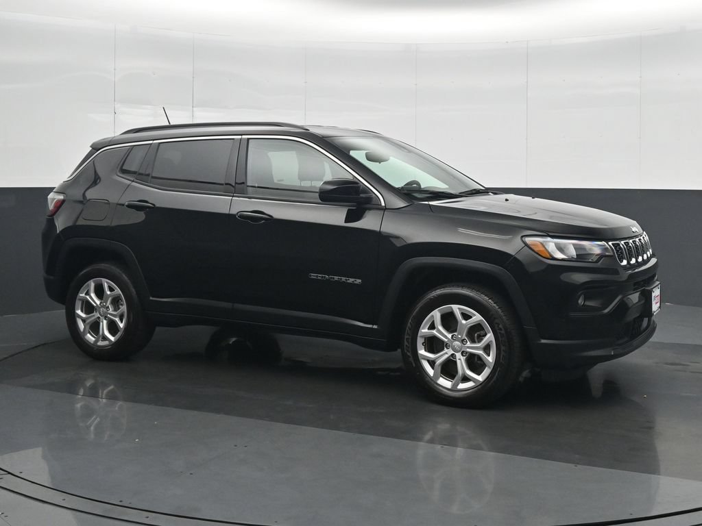Used 2024 Black Jeep Latitude image 8