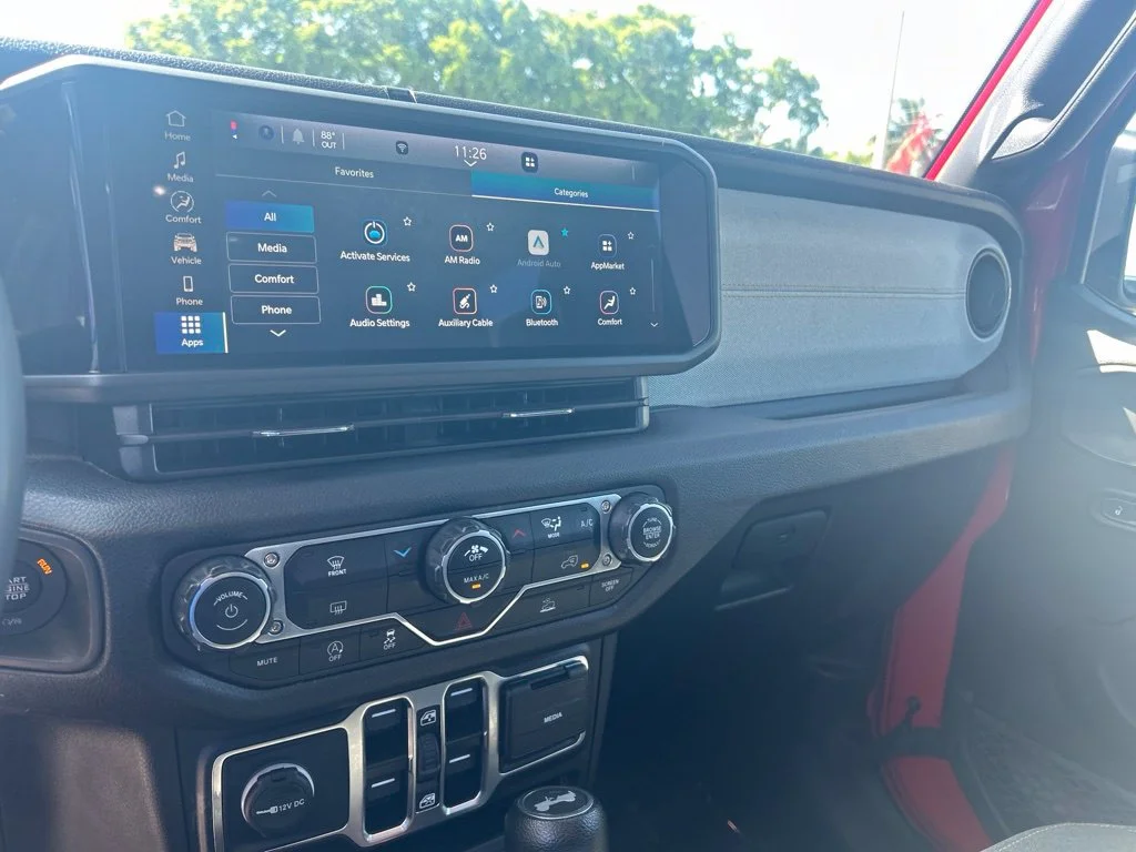 Used 2024 Red Jeep Sport S image 12