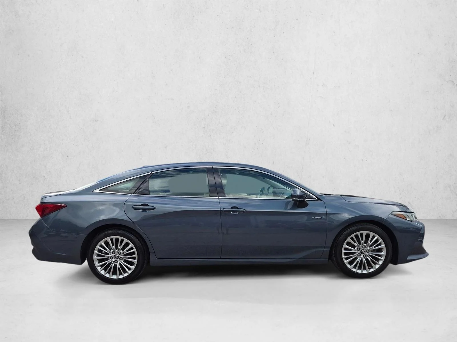 Used 2020 Harbor Gray Metallic Toyota Hybrid Limited image 4