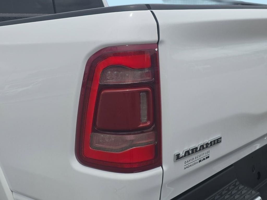 Used 2022 White Ram Laramie image 10