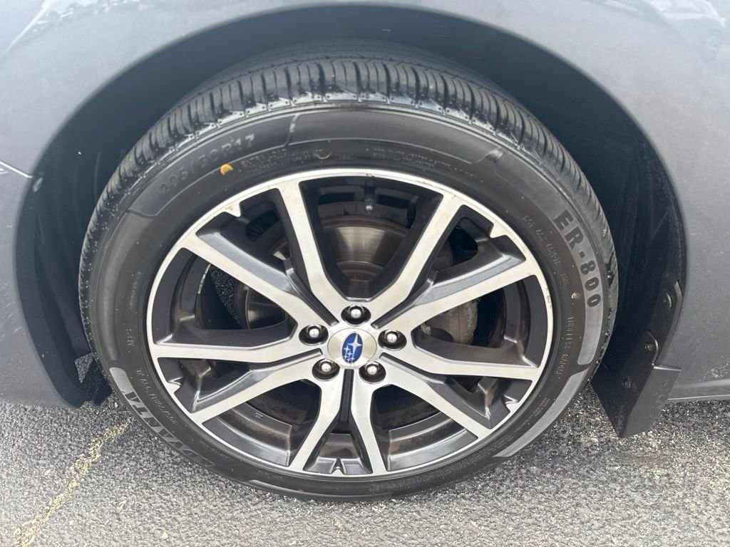 Used 2018 Gray Subaru 2.0i Limited image 9