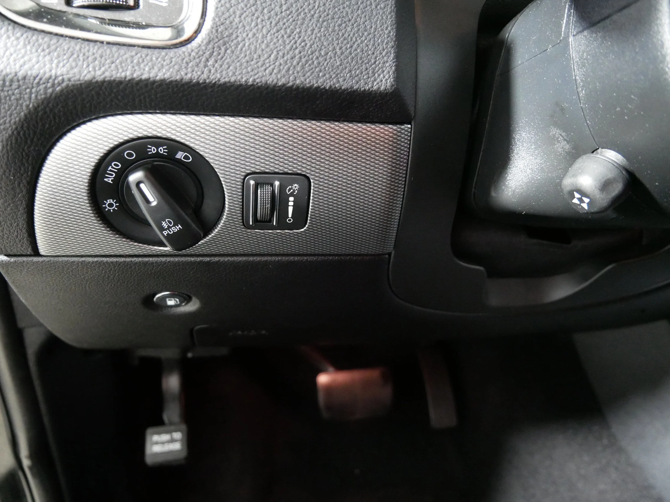 Used 2020 DB Black Clearcoat Dodge R/T image 26