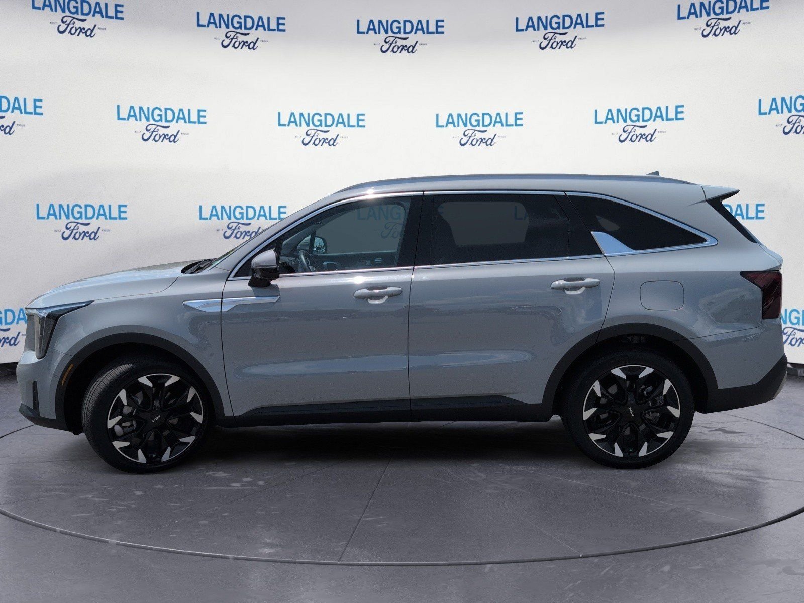 Used 2025 Wolf Gray Kia SX image 10
