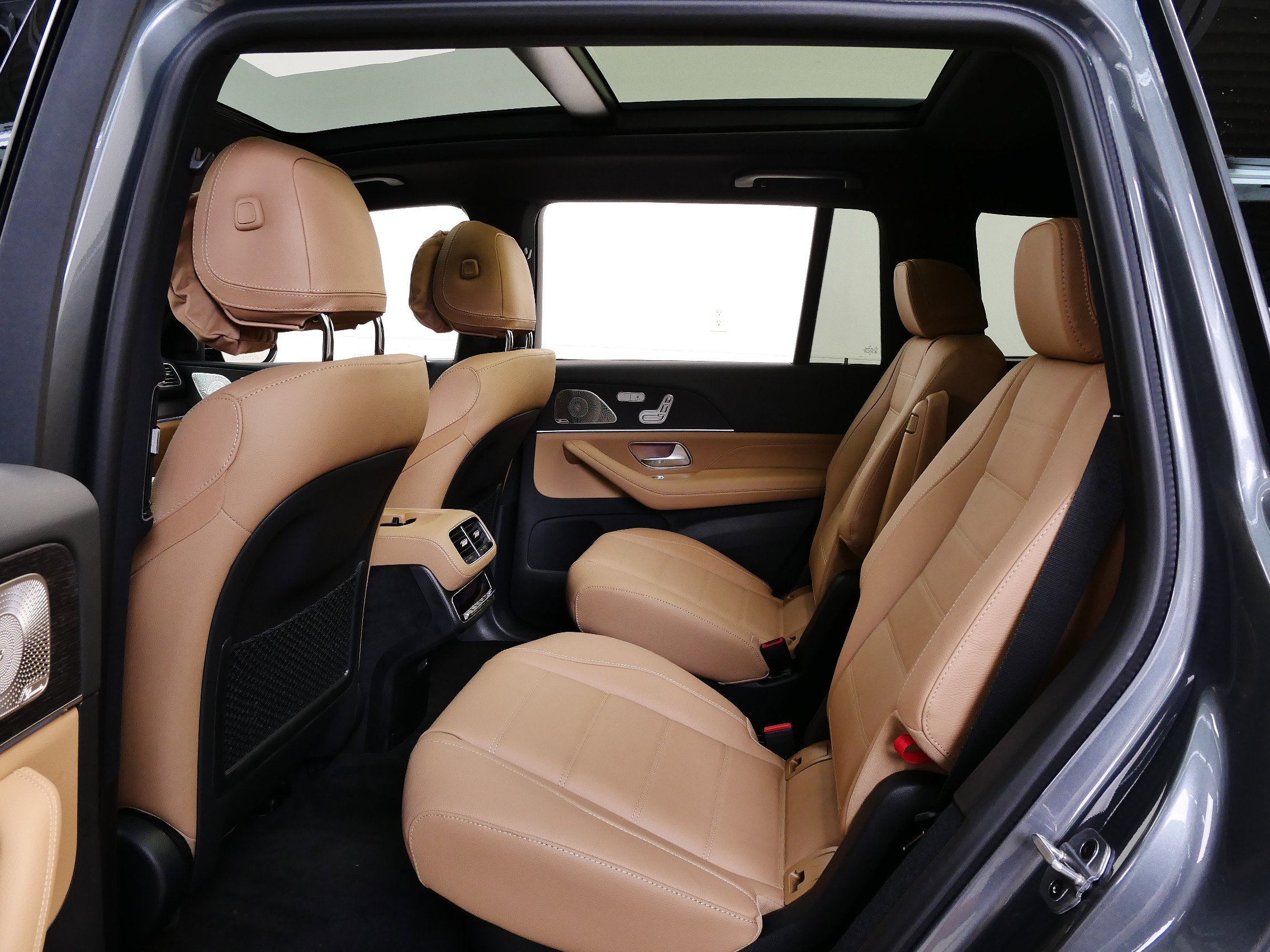 2026 Mercedes-Benz GLS Base - Photo 8