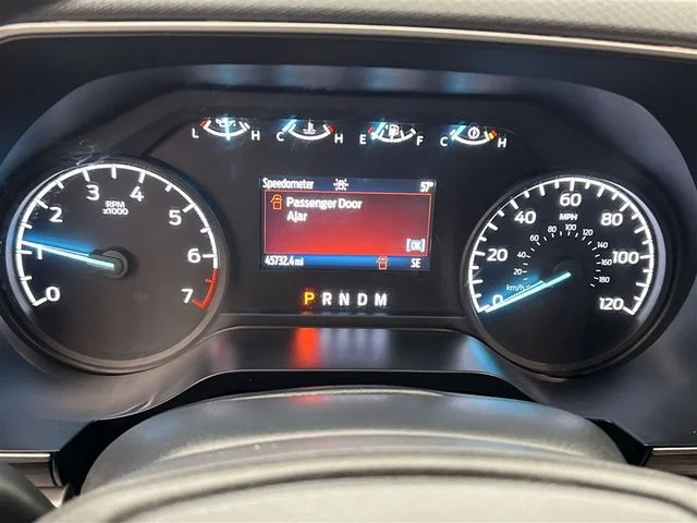 Used 2023 Blue Ford XLT image 3
