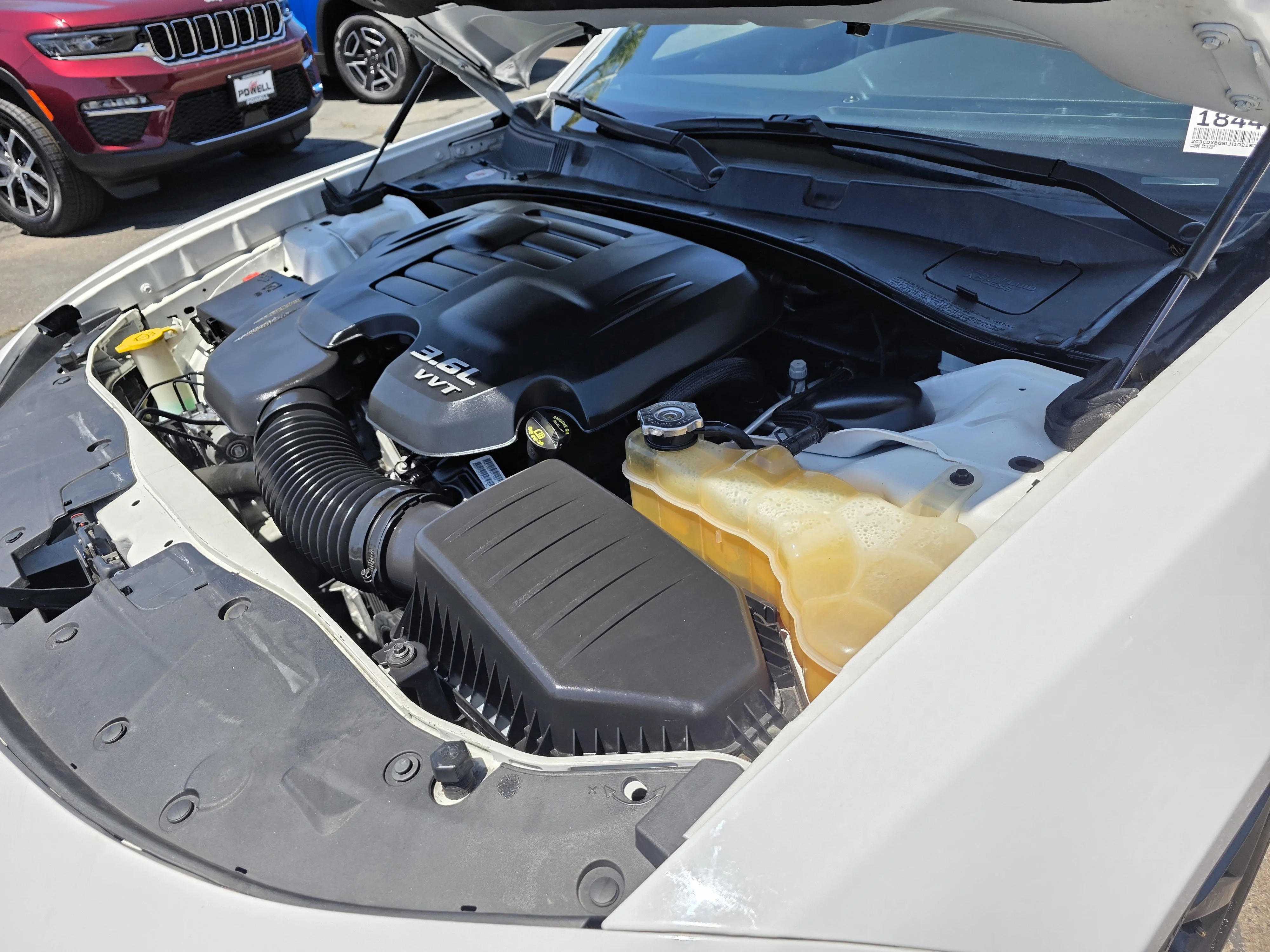 Used 2020 White Dodge SXT image 20
