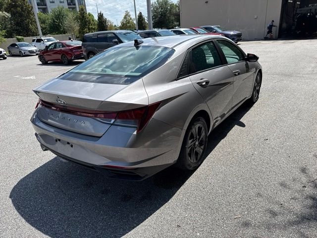 Used 2023 Silver Hyundai SEL image 5