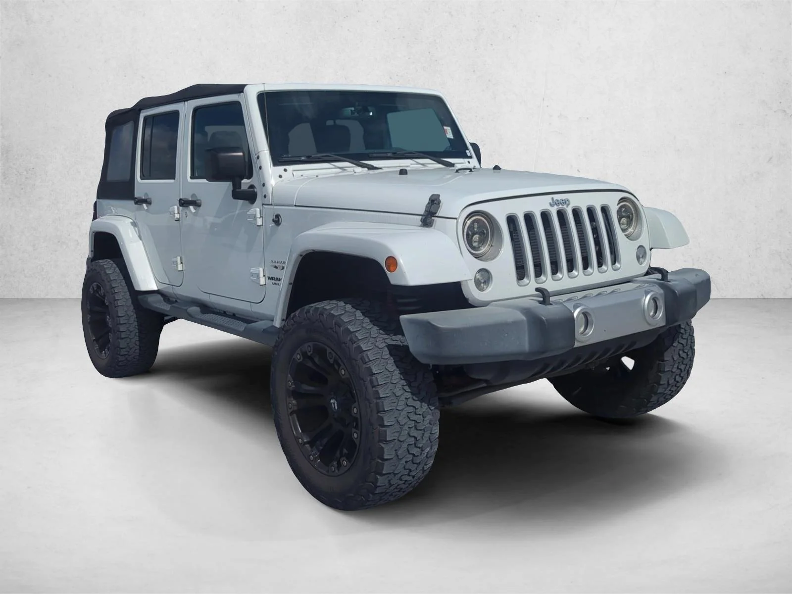 Used 2017 White JEEP  image 3