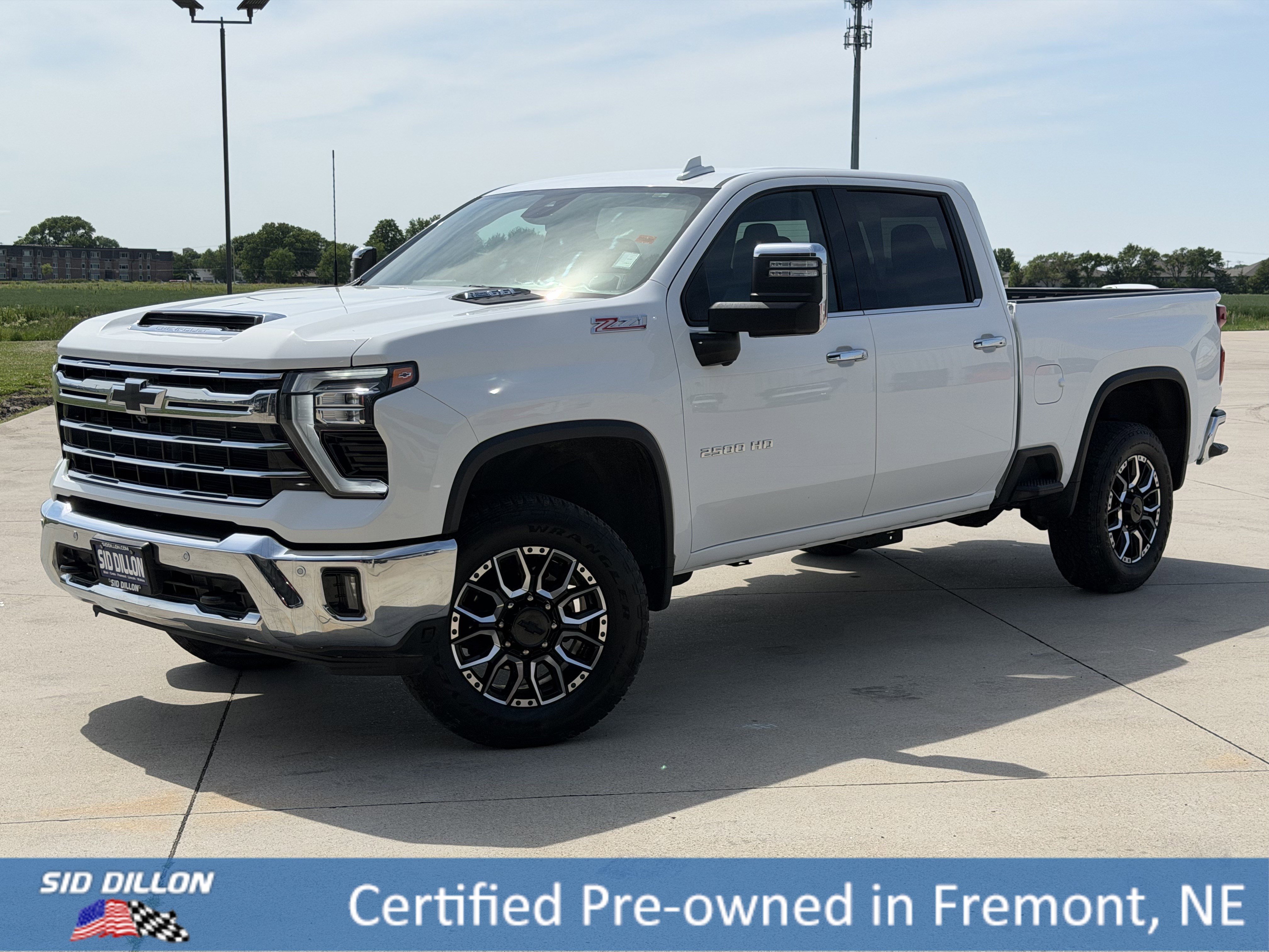 2024 Chevrolet Silverado HD LTZ 4WD Crew Cab Standard Box's photo