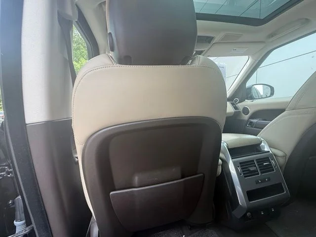 Used 2020 Black Land Rover HSE image 29