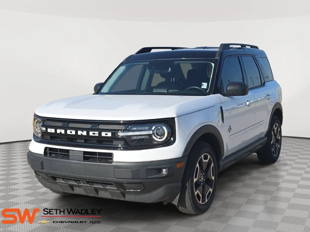 Used 2021 White Ford Outer Banks image 3