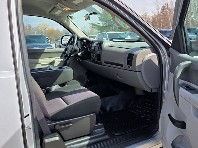 Used 2013 Silver GMC Work Truck image 11