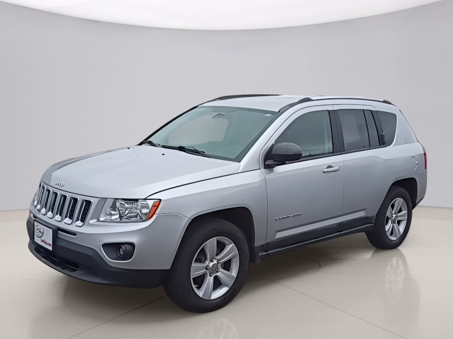 Used 2011 Silver Jeep NORTH EDITION image 1