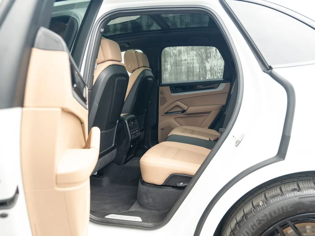 Used 2024 White Porsche Base image 34