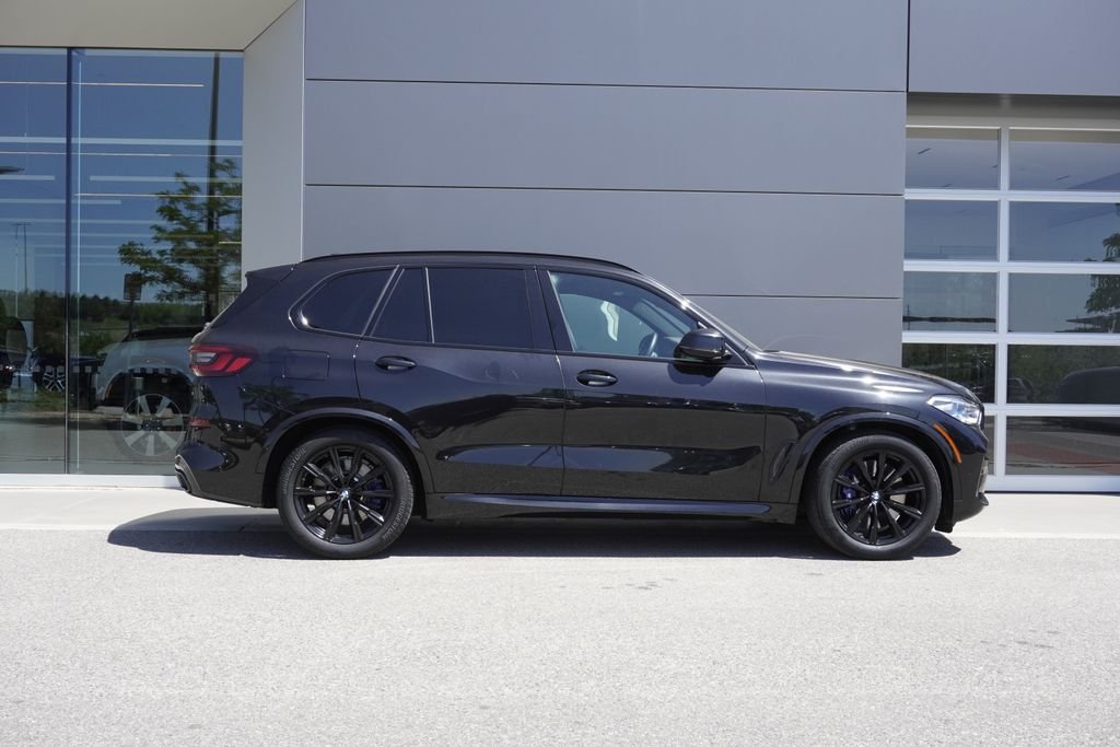 Used 2021 Black BMW xDrive45e image 7