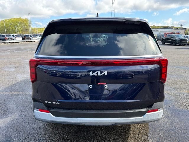 New 2026 Deep Chroma Blue Kia LX image 4