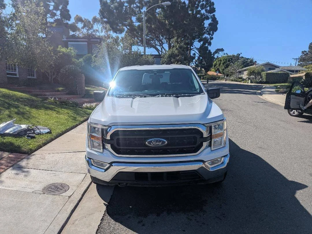 Certified Used 2021 Oxford White Ford XLT image 3