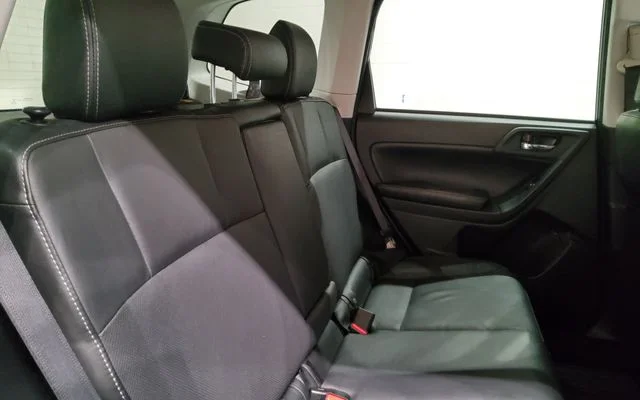 Used 2018 Black Subaru 2.5i Limited image 17