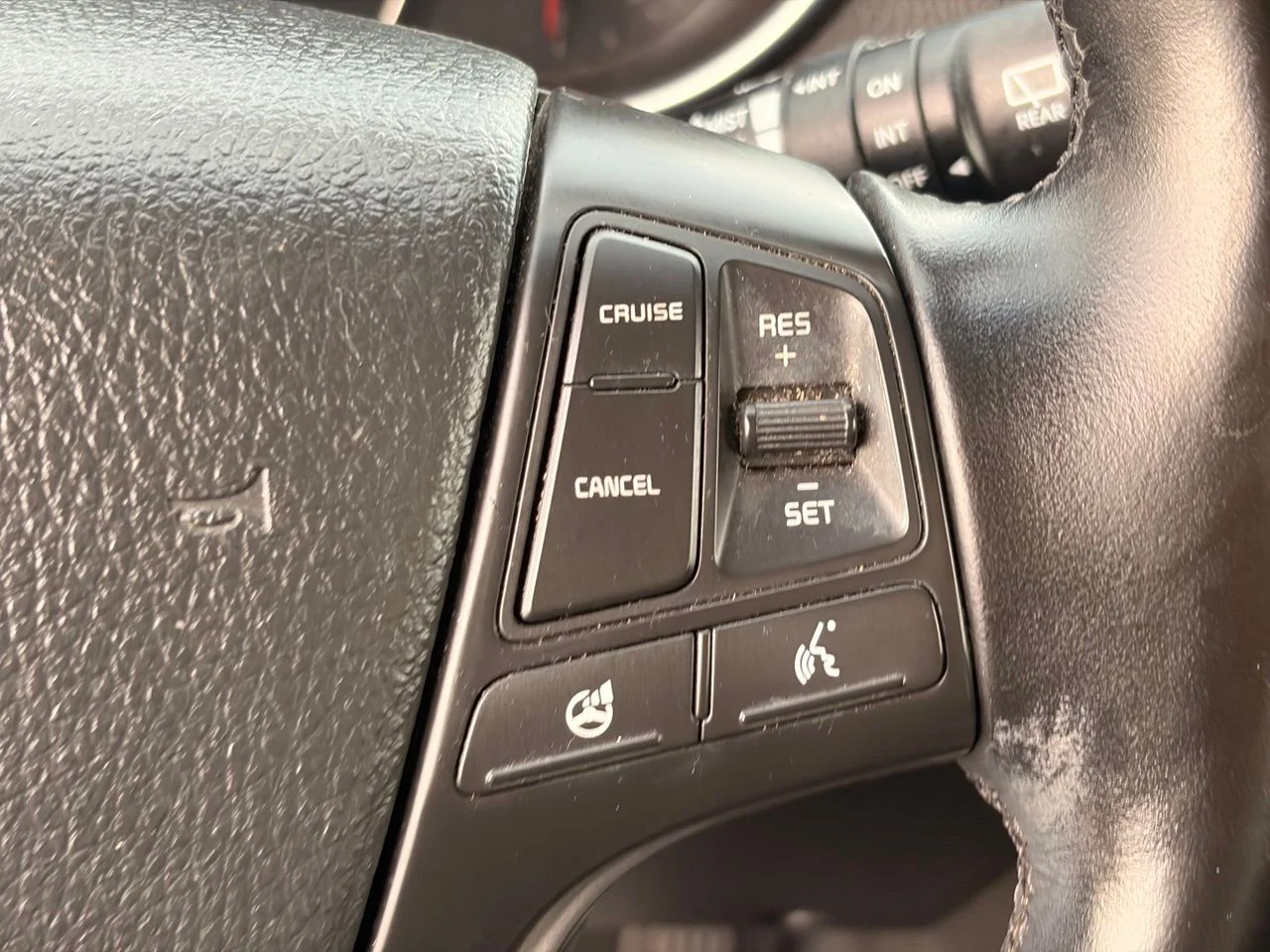 Used 2014 Titanium Silver Kia SX image 26