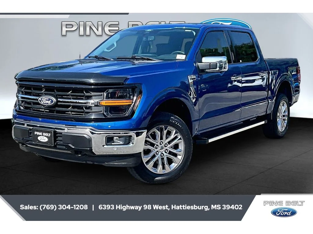 Used 2024 Atlas Blue Metallic Ford XLT image 10