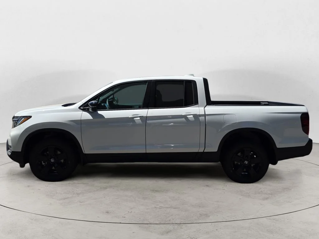 New 2026 Platinum White Pearl Honda Black Edition image 8