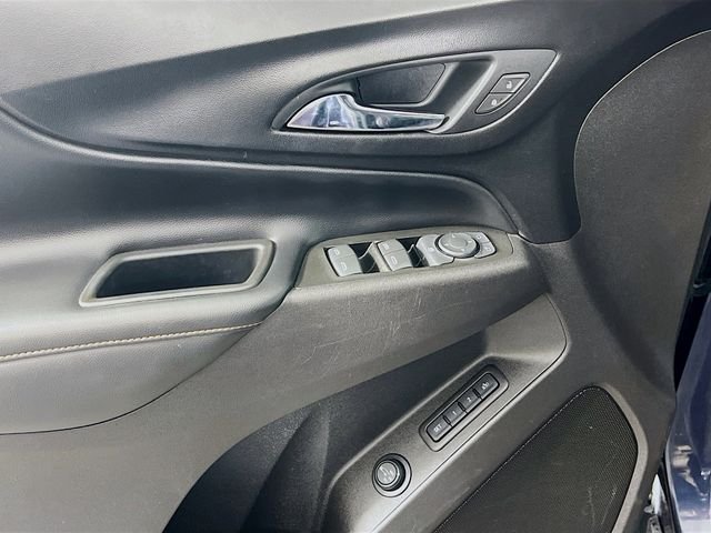 Used 2018 Blue Chevrolet Premier image 9