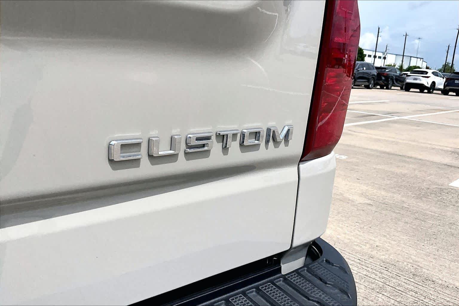 Used 2026 White Sands Chevrolet Custom image 10