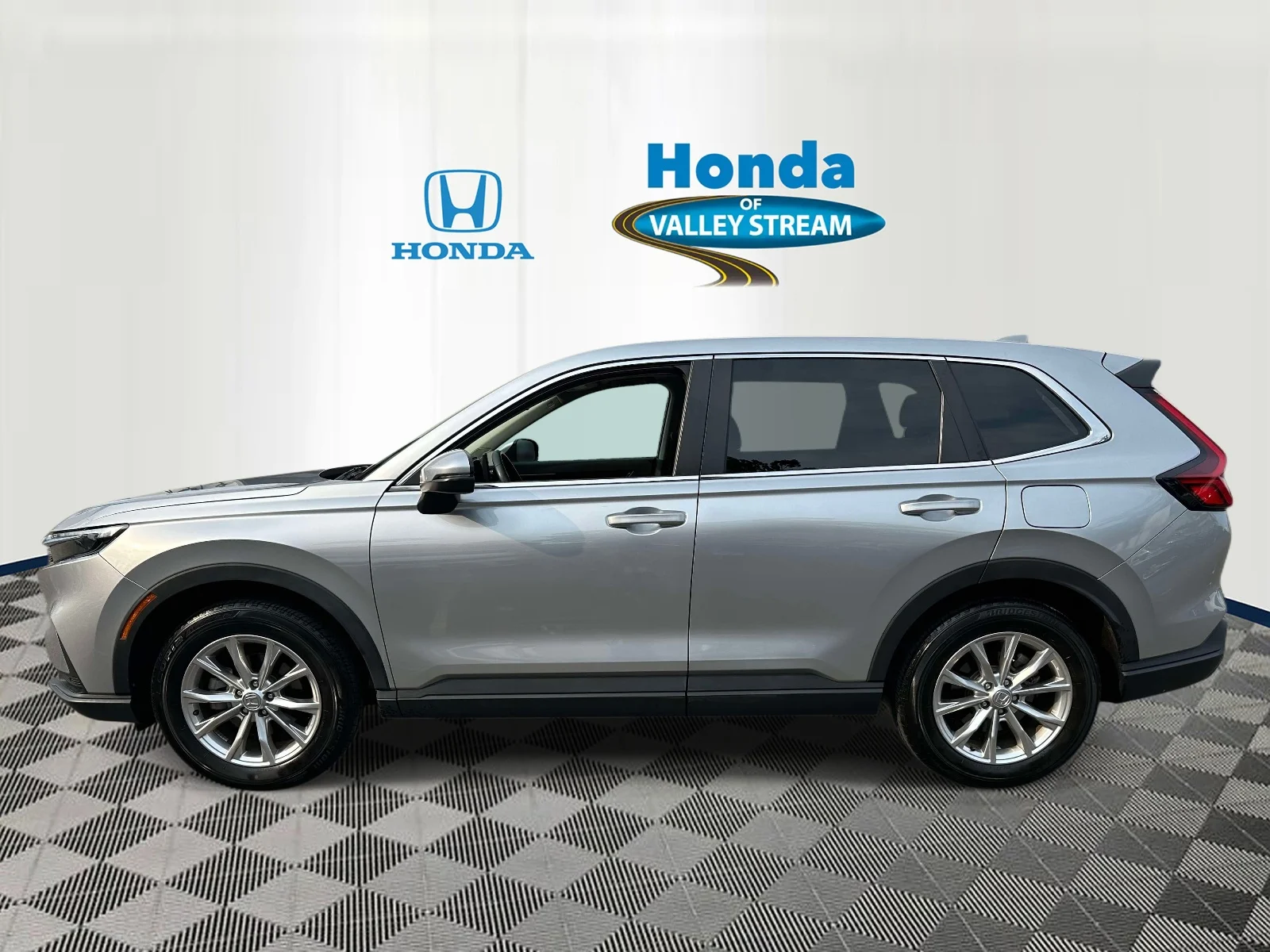 Certified Used 2024 Gray Honda EX-L image 9
