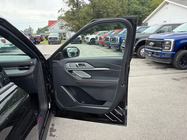 New 2026 Agate Black Metallic Ford ST image 28