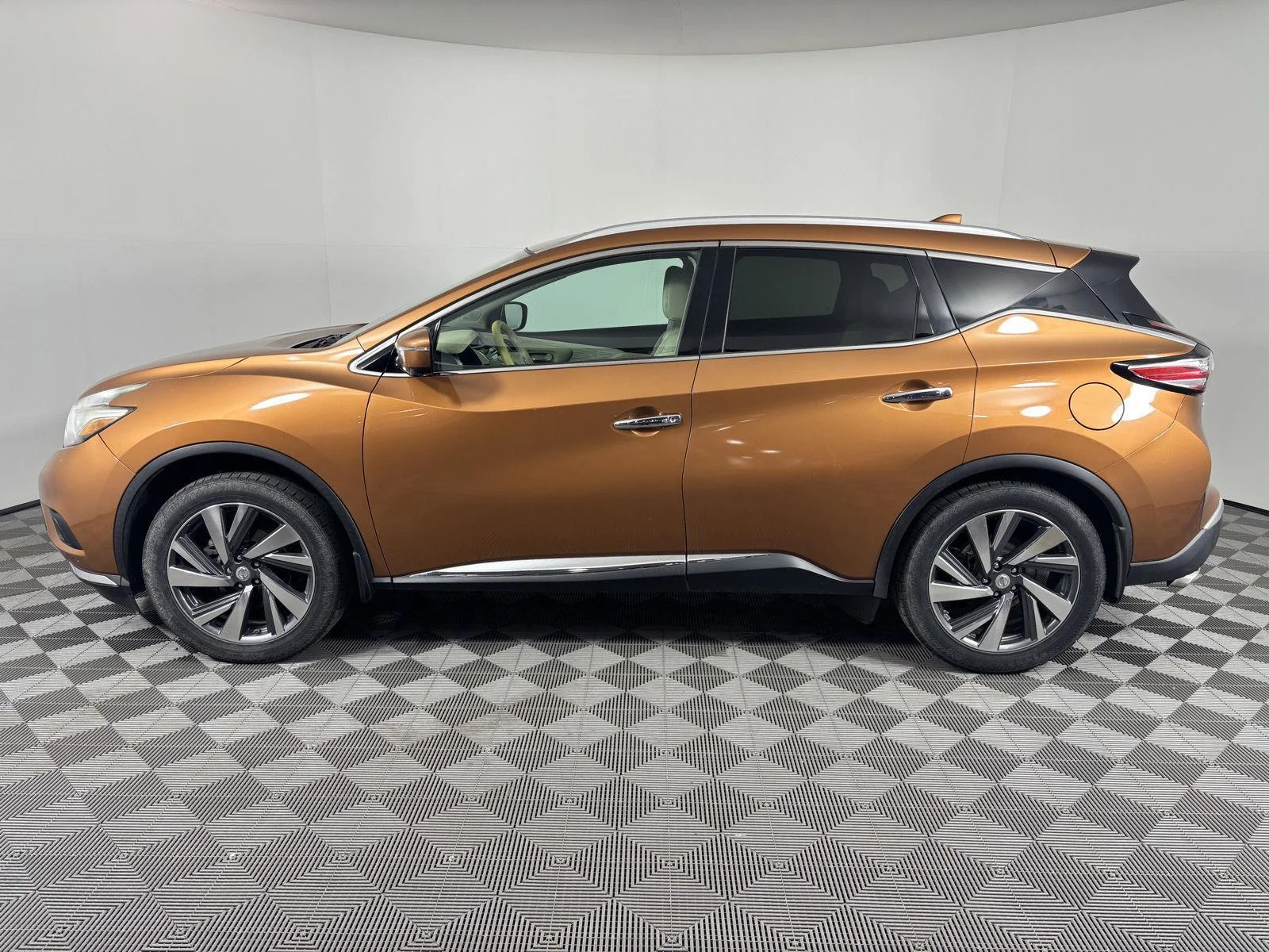 Used 2017 Nissan Murano Platinum with VIN 5N1AZ2MH9HN122422 for sale in Salida, CO