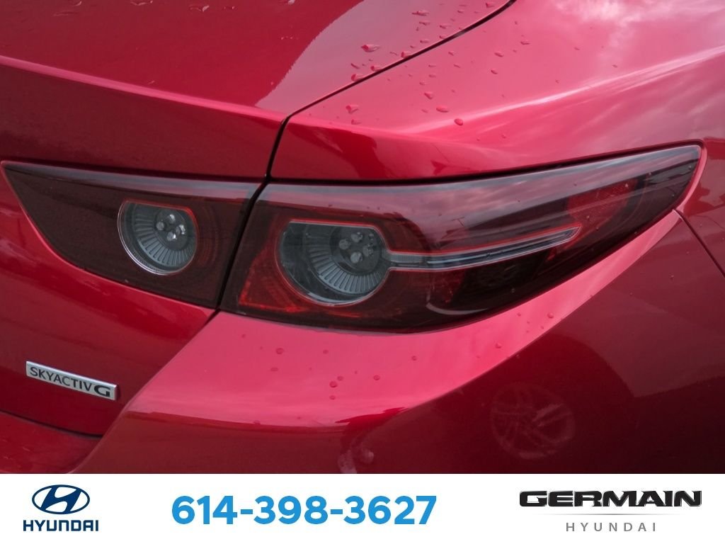 Used 2021 Red Mazda Select image 7