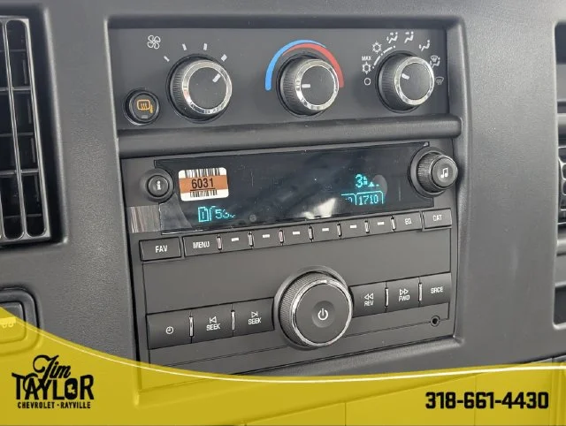 2026 Chevrolet Express Cargo Work Van - Photo 23