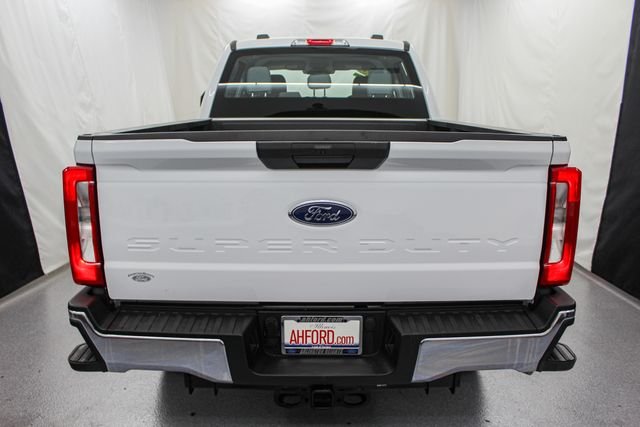 New 2026 Oxford White Ford F-250® XL image 7
