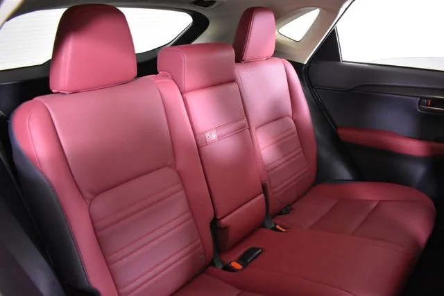 Used 2021 White Lexus 300h image 20