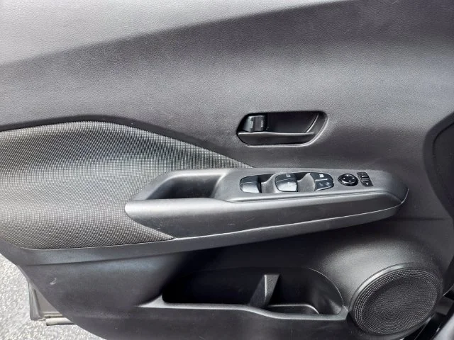 Used 2020 Gray Nissan S image 35
