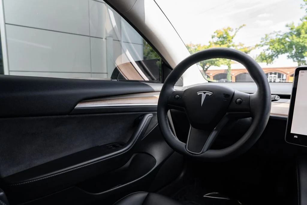 Used 2022 White Tesla Long Range image 11