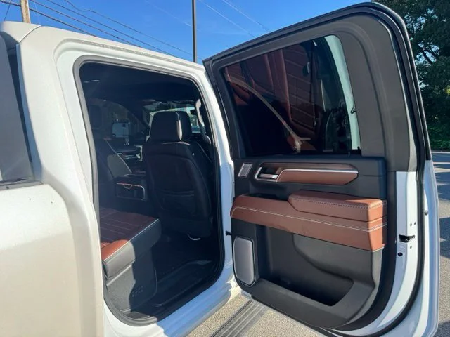 Used 2025 White GMC Denali Ultimate image 13