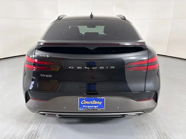 Used 2023 Black Genesis Advanced image 7
