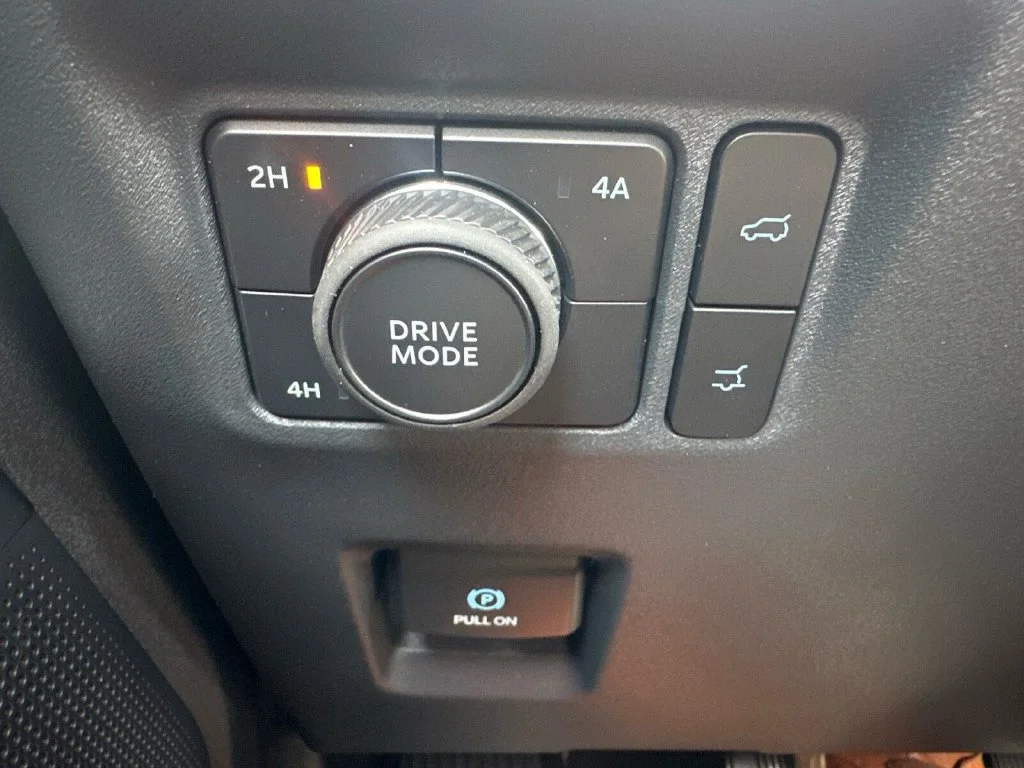 New 2027 Black Ford Active image 21