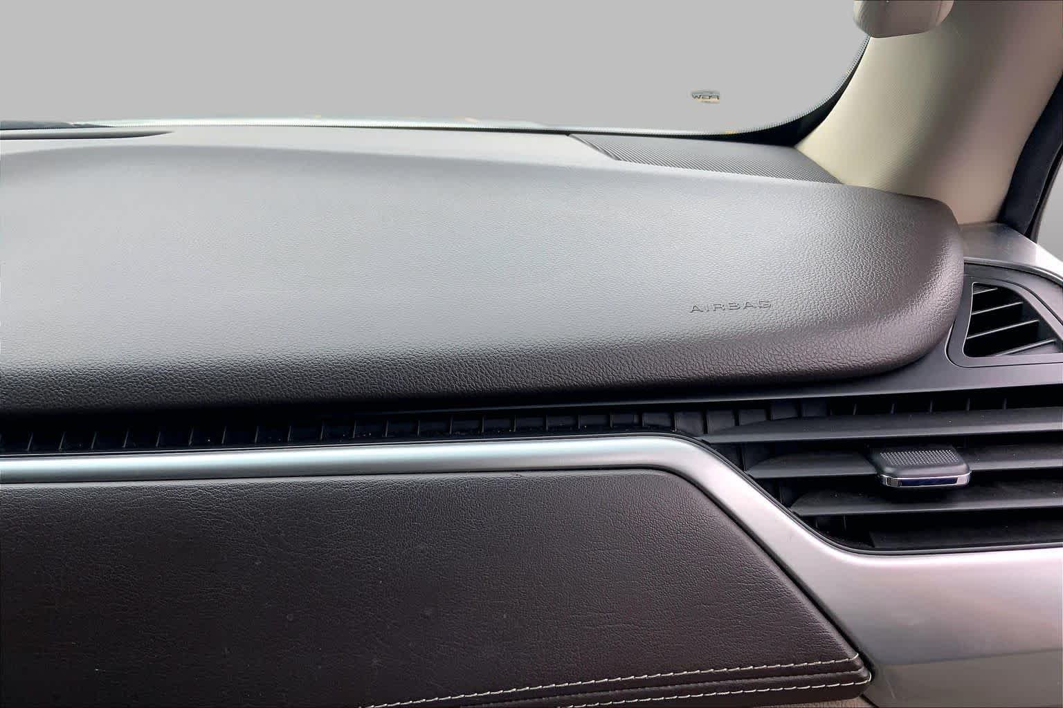 Used 2015 Summit White Chevrolet LS image 18