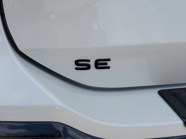 New 2026 White Volkswagen 2.0T SE R-Line Black image 7