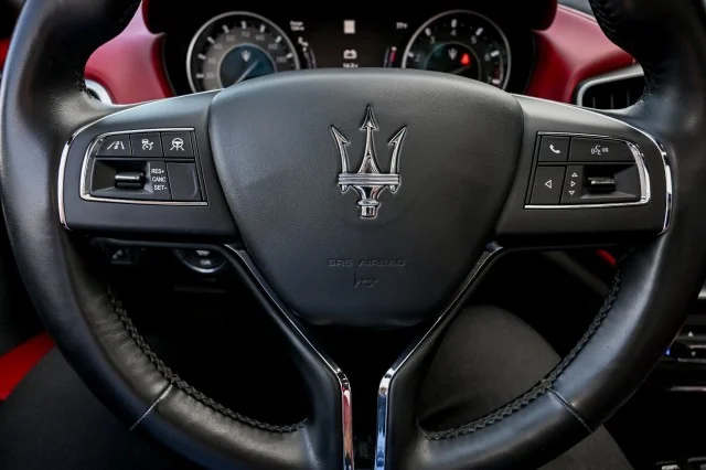 Used 2021 BLUE Maserati S Q4 GranLusso image 37