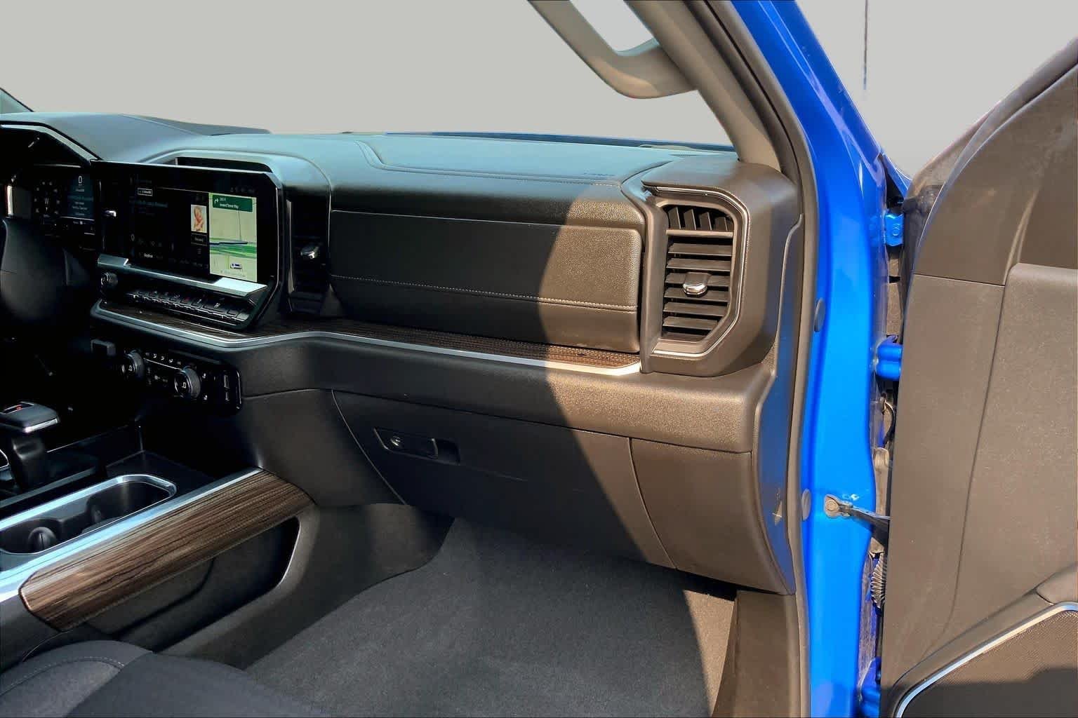 Certified Used 2025 Riptide Blue Metallic Chevrolet LT image 18